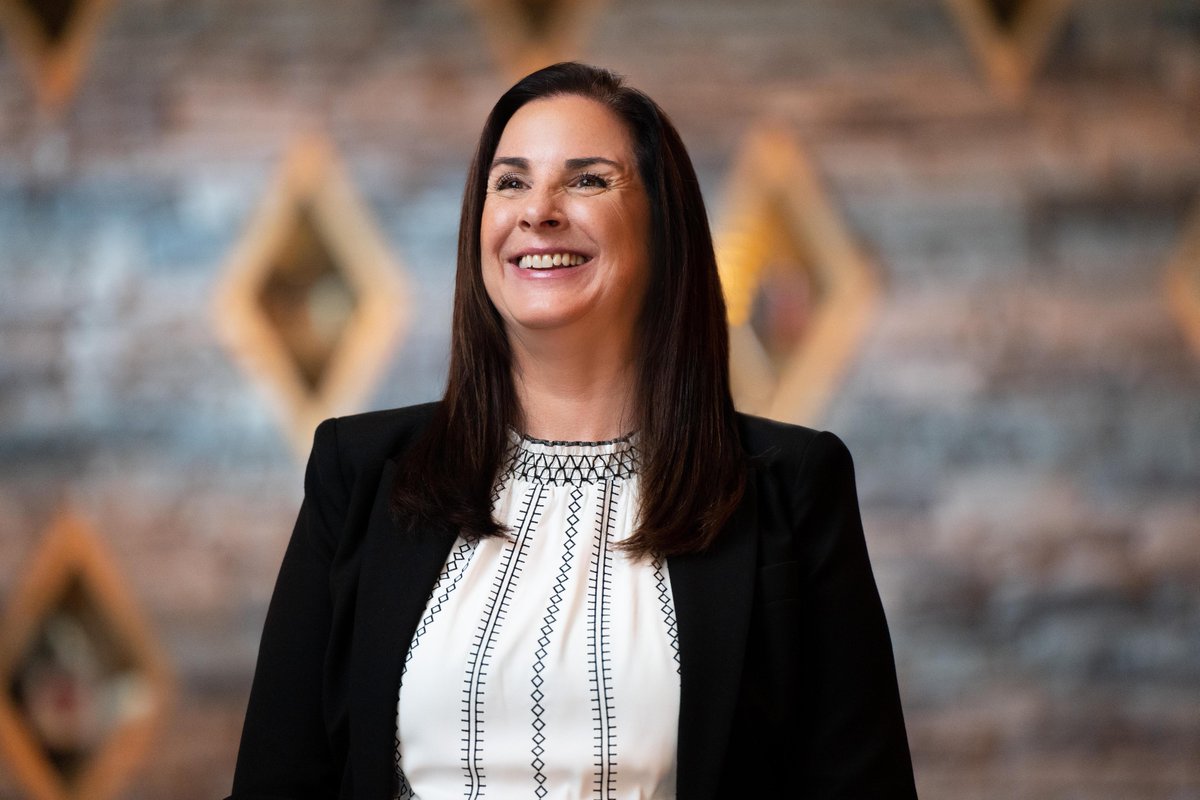 CiscoCX's tweet photo. How does CX Cloud make a positive impact?๐ค
As a visionary leader at @choctawnationOK, Susan Buzzard explains how #CXCloud supports the initiative to strengthen the infrastructure that supports the tribeโs most critical services.
Watch the full video at:https://t.co/WOFQeMkyy5 https://t.co/8qW754hBcG