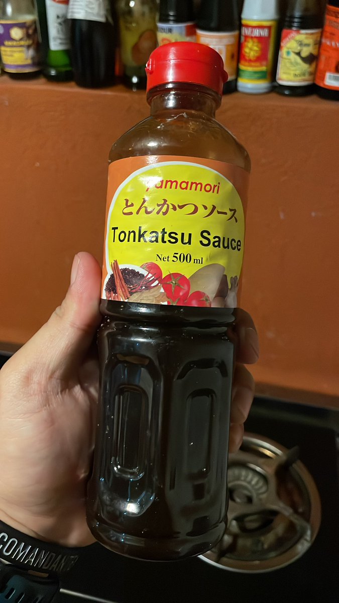 kozirama's tweet photo. Bosen sama makanan jepang yg terlalu umami-salty? Nih beli Tonkatsu Sauce (Sweet-sour), halal. Cocok buat goreng2  masak2 tumis2…. https://t.co/VTdtH7Rb5z