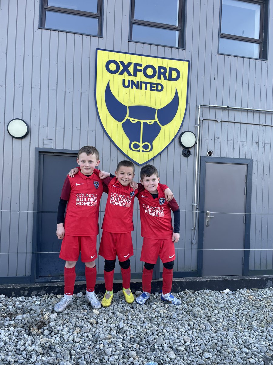 The @berkselitefc boys down at the @AcademyOUFC training ground! Thanks to all the coaches for a fab day of football. They had a great time 💪⚽️⭐️💪⚽️⭐️