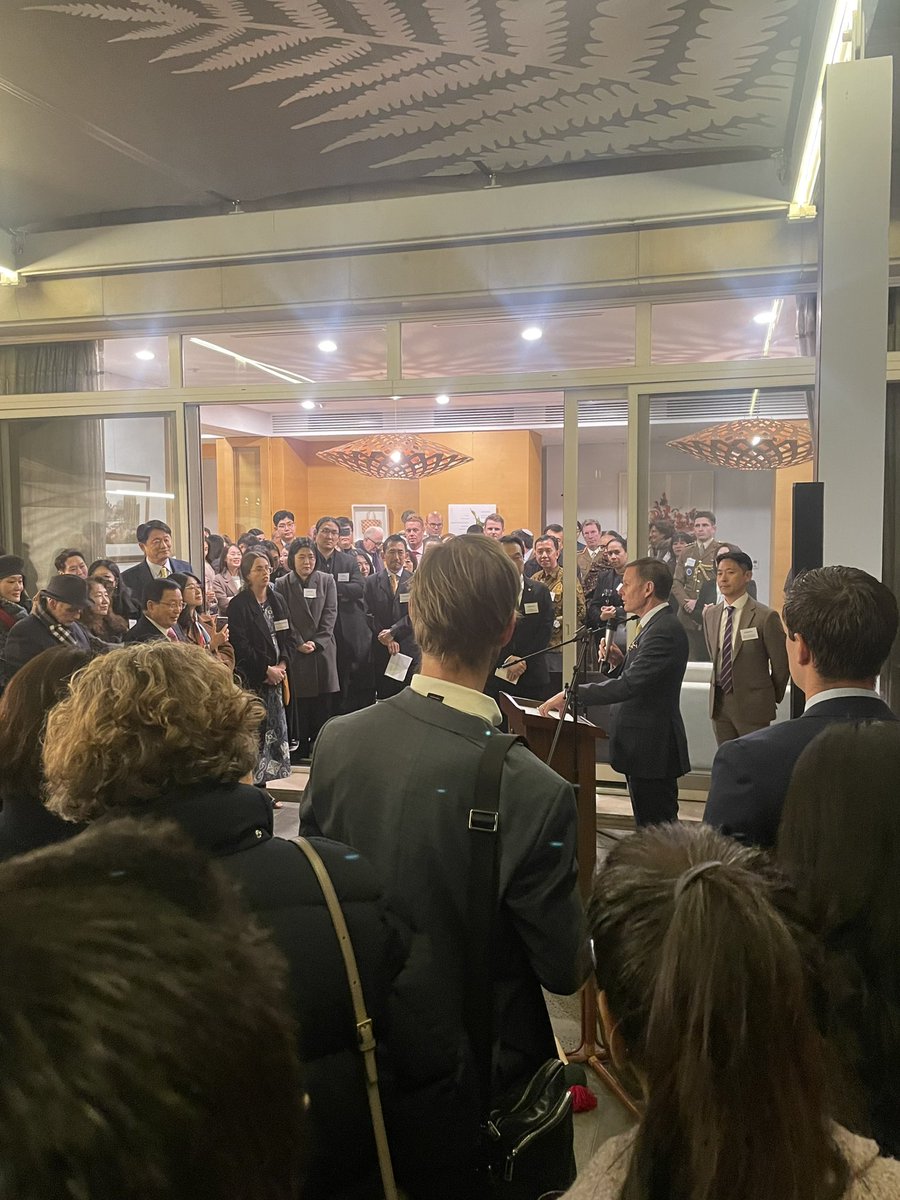 Special Valentine’s Day celebrating #WaitangiDay and a farewell for  <a href="/PTurnerNZ/">Philip Turner</a> for his amazing five years in Seoul. Thank you and Korea will miss you 🇳🇿