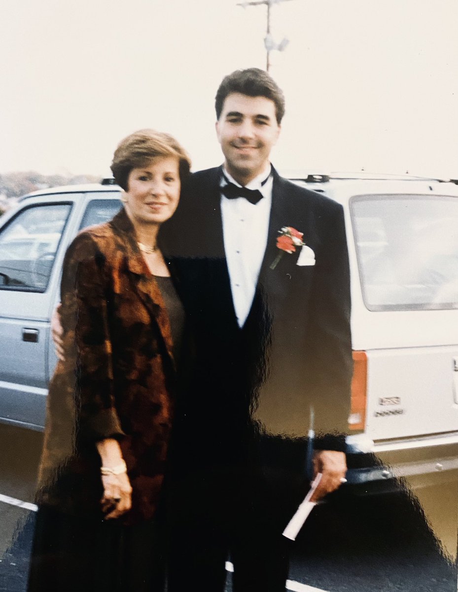 PaulBiancardi's tweet image. A week ago today, I FaceTimed with my mom. It turned out to be my last conversation with her. We finished with me saying “I love you” and she blew me a kiss. Later that day, she transitioned to be with the Lord. At 93, she left a legacy of love, sacrifice and inner strength.