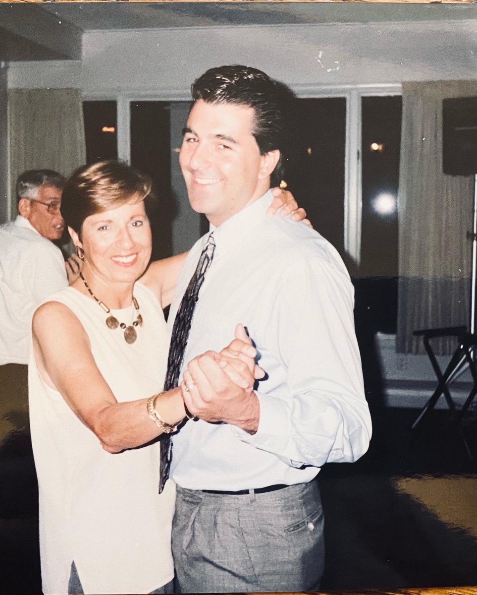 PaulBiancardi's tweet image. A week ago today, I FaceTimed with my mom. It turned out to be my last conversation with her. We finished with me saying “I love you” and she blew me a kiss. Later that day, she transitioned to be with the Lord. At 93, she left a legacy of love, sacrifice and inner strength.