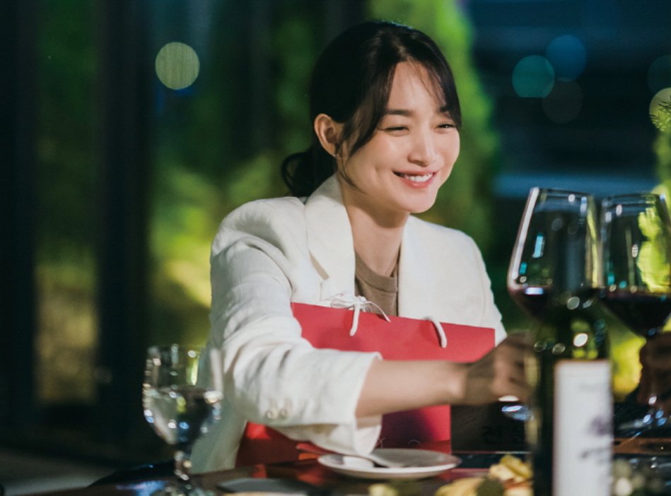 MinahBrazil's tweet photo. 『📸 — Algumas fotos inéditas dos álbuns de fotografias de #HometownChaChaCha! 🤍

saudades da nossa doce e adorável, Hyejin! 🥰

#ShinMinAh #ShinMinA #신민아 https://t.co/pFA89NcnXO