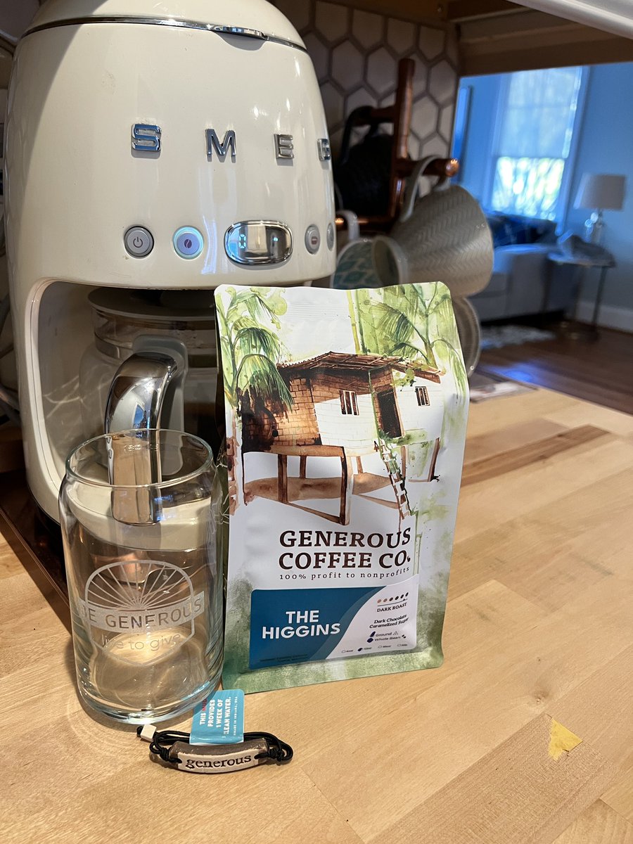 srdamico's tweet photo. @Communispond @benhiggi Thanks again for joining me @benhiggi! Really enjoyed our conversations and enjoyed my Generous Coffee even more. https://t.co/swSrHeFy1C