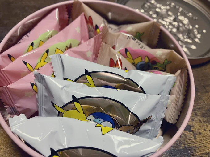 ハッピーバレンタインッ!(缶が可愛くて自分で買った) 
