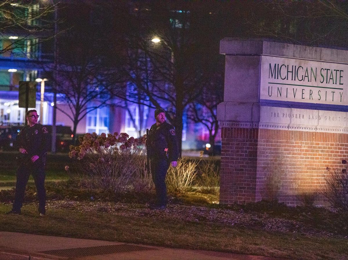 JMcGrawPhotog's tweet photo. Such a sad evening and morning for the spartan community. Too many communities like ours have and will deal with this. #MichiganStateUniversity #massshooting #GUNviolence #msu #eastlanaing #elstrong https://t.co/s16DDycJa1