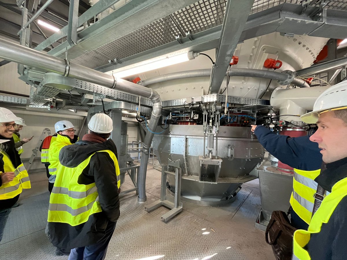 Vandaag zijn we samen met de <a href="/URBCON_NWE/">URBCON</a>  partners op bezoek bij betonfabrikant #Trapobet in Kaiserslautern en krijgen we het hele proces van de productie van beton te zien. @stadgent <a href="/ugent/">UGent</a> #resourcefull <a href="/RotterdamStad/">Stad Rotterdam</a> <a href="/uKaiserslautern/">Wir sind Kaiserslaut</a> <a href="/tudelft/">TU Delft</a> #cware