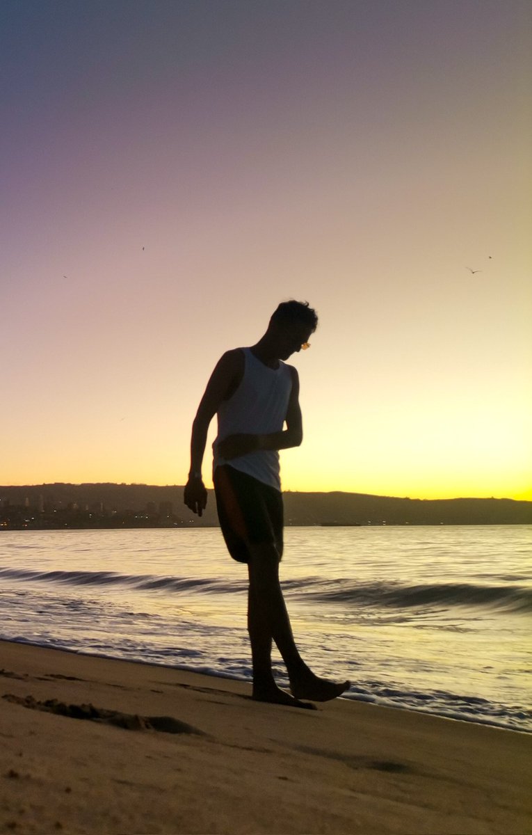 Sant1Life's tweet photo. Llegará el momento y solo me reiré de lo que ha pasado... #VINA2023 #14DeFebrero #ValentinesDay #viñadelmar #vinadelmar #Chile #vregion #international #Spain https://t.co/9jJSBmSp8G