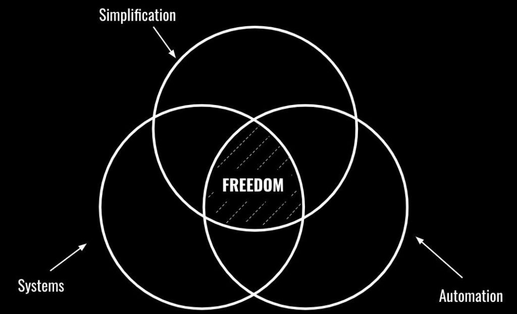 Charliehutton's tweet photo. [New Post] This will make you squirm - https://t.co/cHnsiO55BJ https://t.co/KB5K9zNmTh