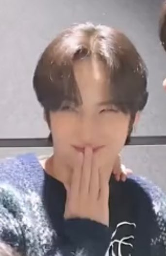 42 (@poiitebear) on Twitter photo 