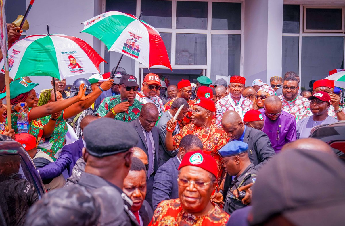 atiku's tweet photo. Enugu, we are here. -AA #RecoverNigeria https://t.co/1eXIUBFHQB