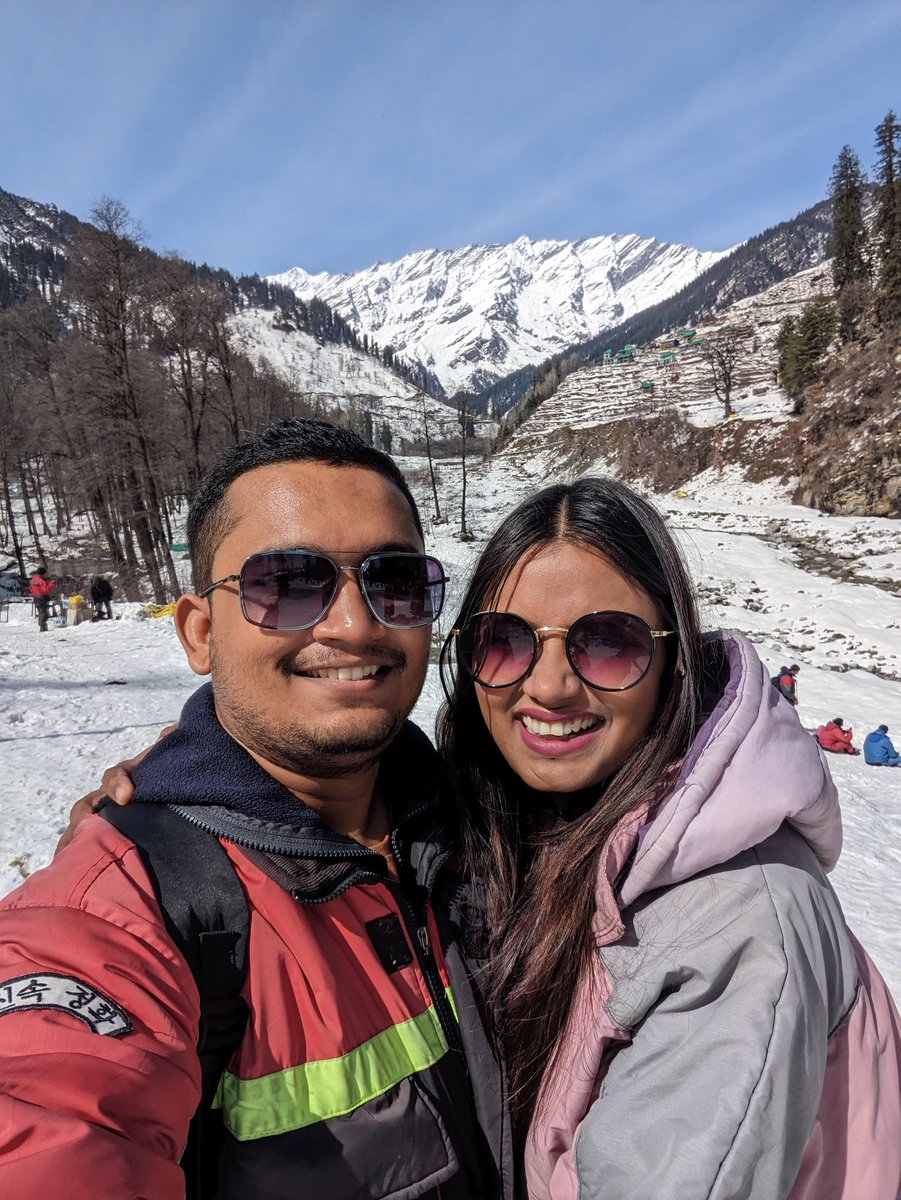 gauravgilalkar's tweet photo. Solang Valley 2/6
#wintermanali #snow #ShotOnGooglePixel6A #HimachalPradesh #ValentinesDay #mountains #couples #CoupleGoals #topshot #maggie #pahadowalimaggie #google #pixel6a https://t.co/9UKVMMK3CV