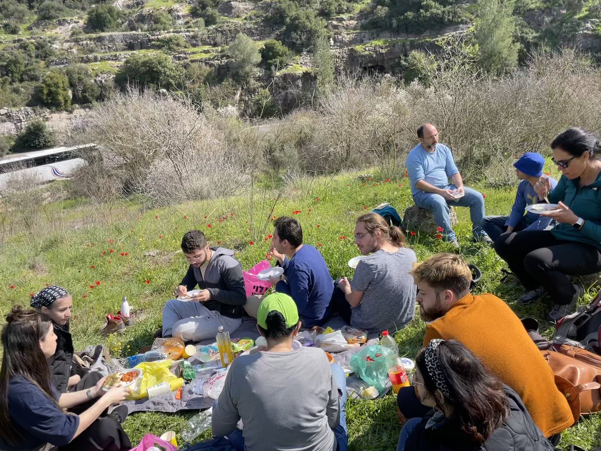 Ben-Zvi lab tweet media