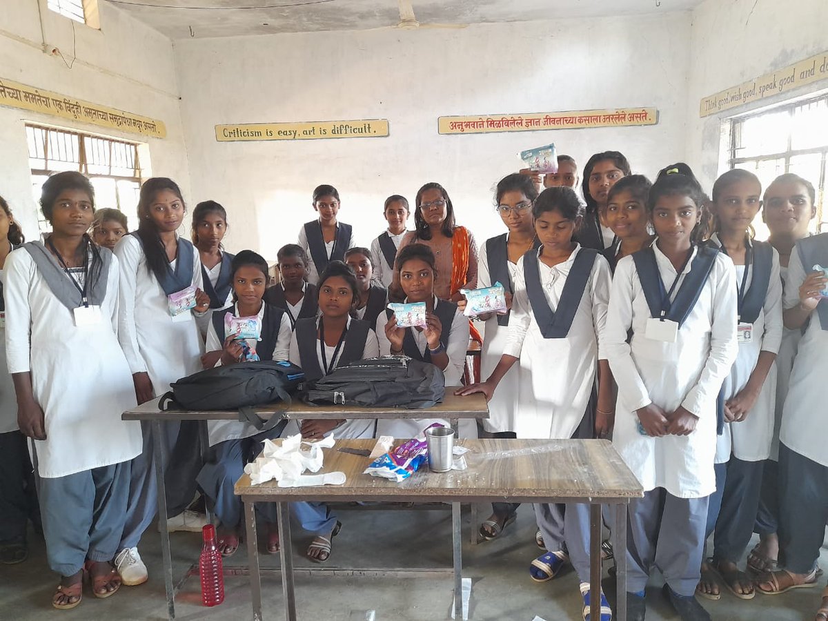 JFoundation's tweet photo. Jeevan Welfare Foundation 
Awareness and Demo of jeevan feel easy sanitary done Sulbha Bhasme and team bhandra
https://t.co/bAybl3nRZq
Info.jeevanwel@gmail.com
#Bhandara
#maharashtra 
#nagpur #needypeople #education #ngo #help #womenempowerment #children #jeevanwelfarefoundation https://t.co/1KH4hNxAYk