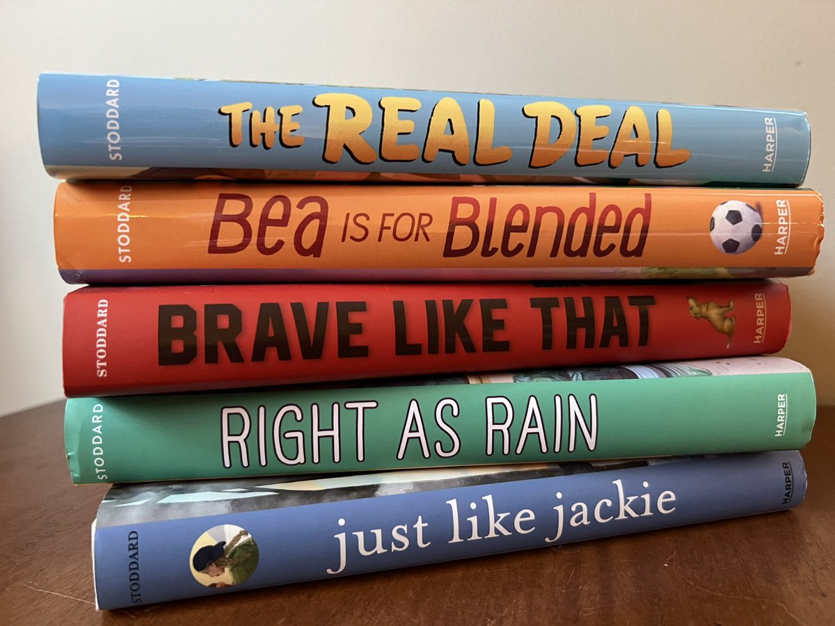 LindseyStoddard's tweet photo. EDUCATORS!! Happy Vday! We authors love you! ❤️📚

#giveaway!! 20-min virtual “hi!” and Q&amp;A to a group reading one of my books! Enter by 2/17 8am EST. 

2 winners. Like, RT, follow, + comment which book your group is, or will be, reading. https://t.co/Bs09RW7276