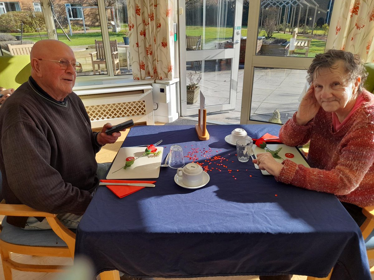 CareSouthUK's tweet photo. Happy Valentine’s Day! 💗

Love is in the air at #CastleDene where residents welcomed their significant others for a special Valentine’s meal prepared by Chef Ian. 

What a lovely way to celebrate such a special day with #FoodFunFriendship. 

#ValentinesDay #CareSouthUK https://t.co/gW8e9dDVjk
