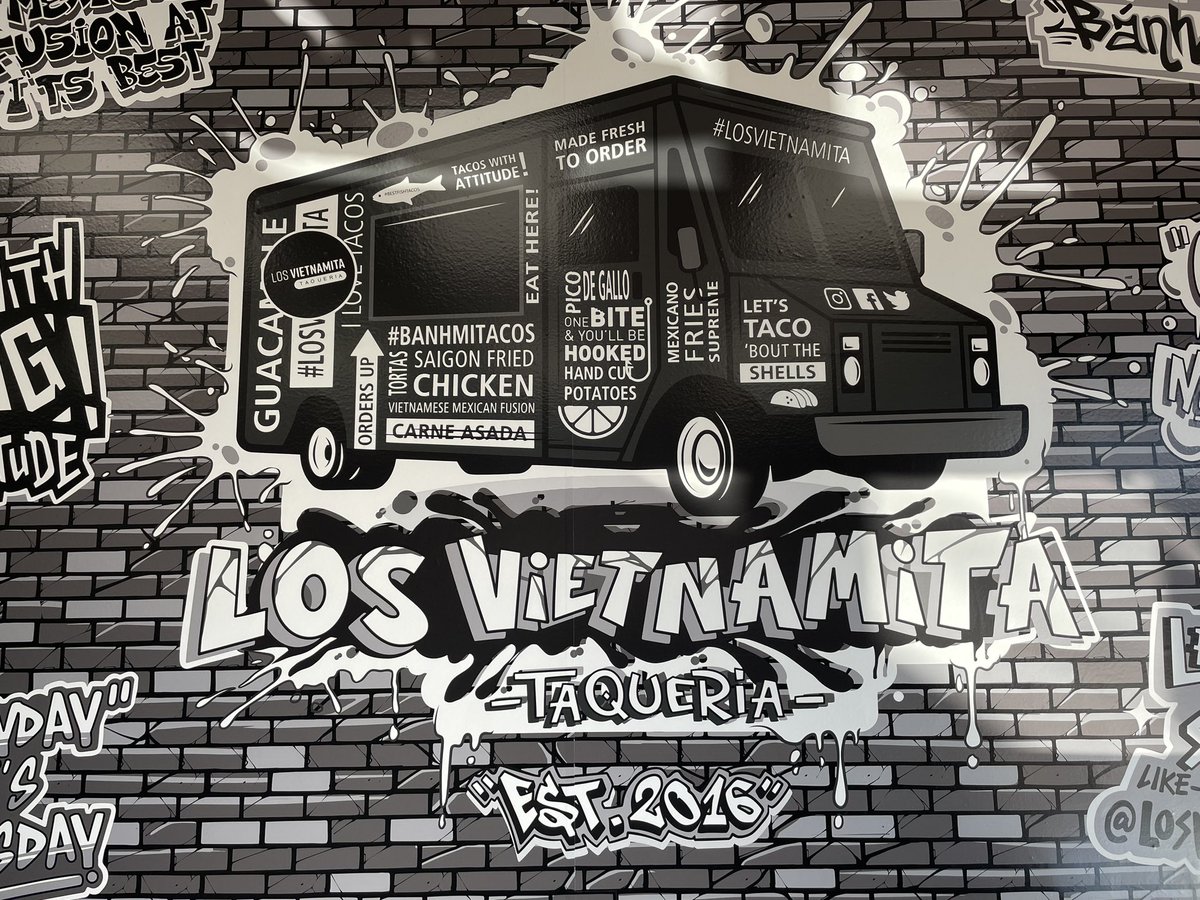 Calling all East Yorkers… Los Vietnamita (a popular food truck) as opened a bricks-and-mortar at 2644 St. Clair Ave E.  Vietnamese & Mexican fusion spot doing enormous banh mi tacos, detailed rice boxes and outstanding hand-helds! 🇻🇳 #EastYork 🇻🇳