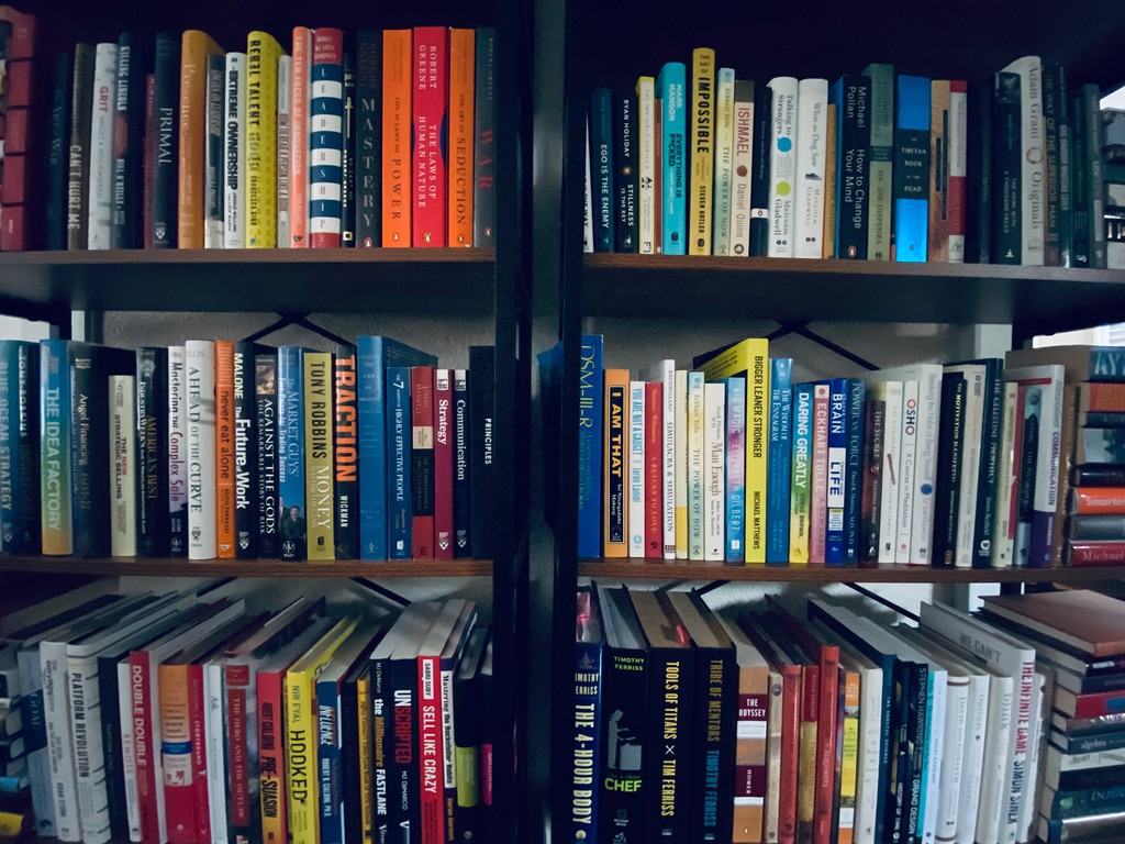 appetite4design's tweet photo. Ever thought about writing, more, or feeling blocked to create?

Here is a list of books related to WRITING. There are a couple of gems that might help you get unstuck in writing, and life.

See the full list: Recommended Books on WRITING
▸ https://t.co/dIj2BpTFOP https://t.co/ovL7oDao7X