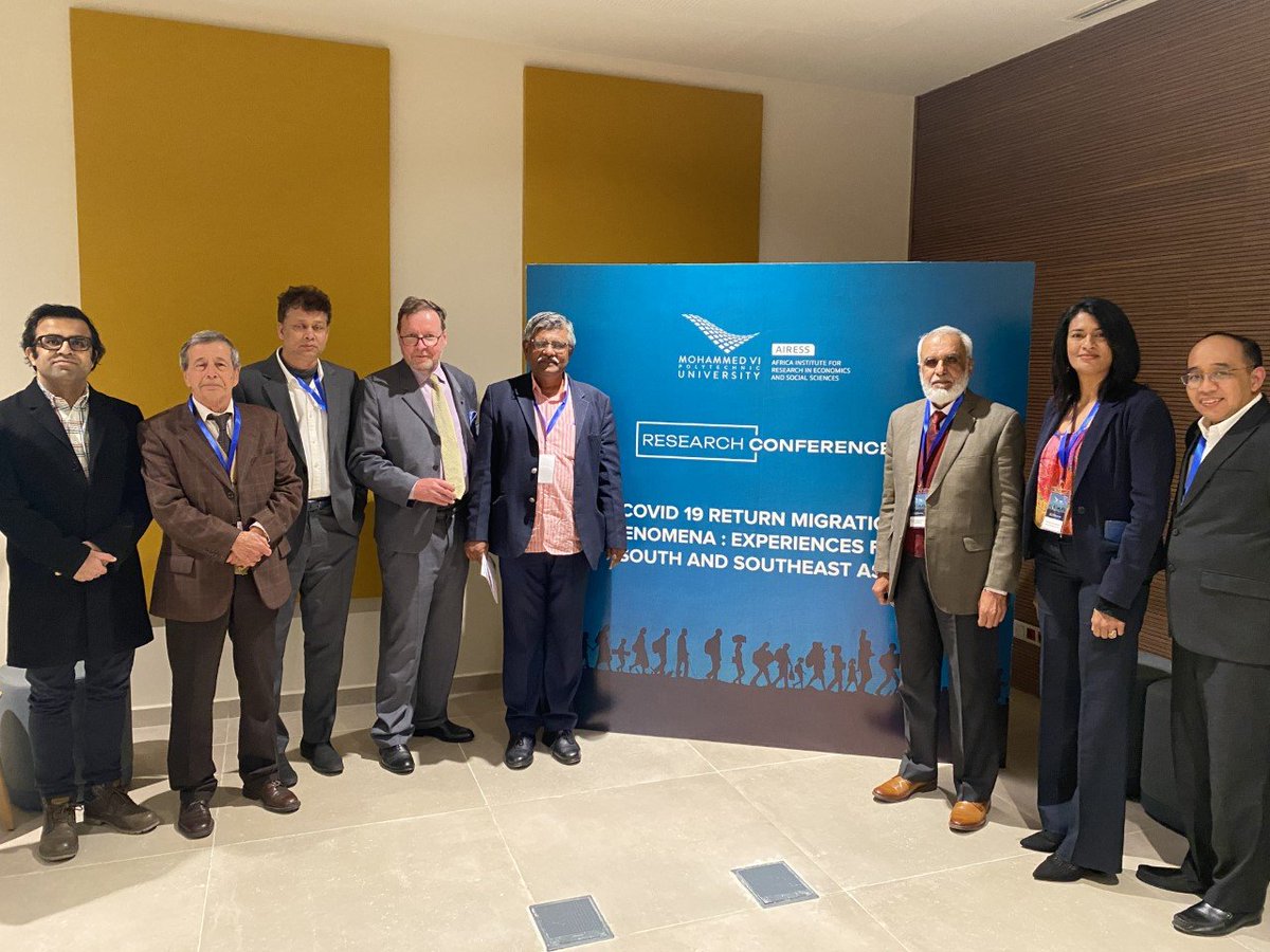 TalkEcon_IPS's tweet photo. ‘Non-payment of due wages is more common among vulnerable #migrantworkers ’ – Dr Bilesha Weeraratne, Research Fellow, IPS.
Read more 👉https://t.co/ET69IWFB1H
#covid19 #migration #wagetheft #nonpayement #migrantworkers #AIRESS #Southasia #Southeastasia #pandemic #SriLanka https://t.co/5LBzKqv9y7