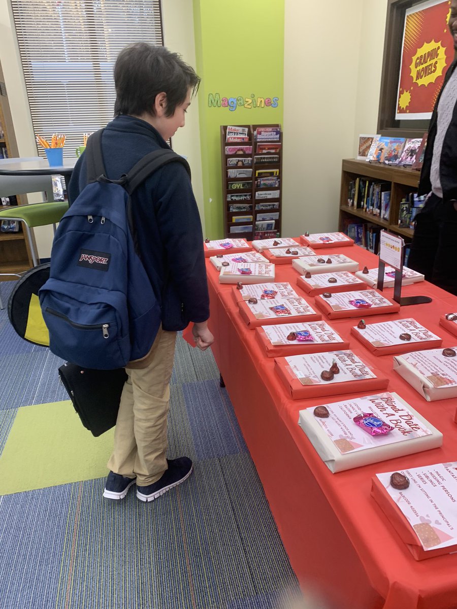 21stStacy's tweet photo. Blind date with a book this week @Davis_Academy #davis6 #davis7 #davis8 #middleschoolreads https://t.co/wv6LPKqVhm