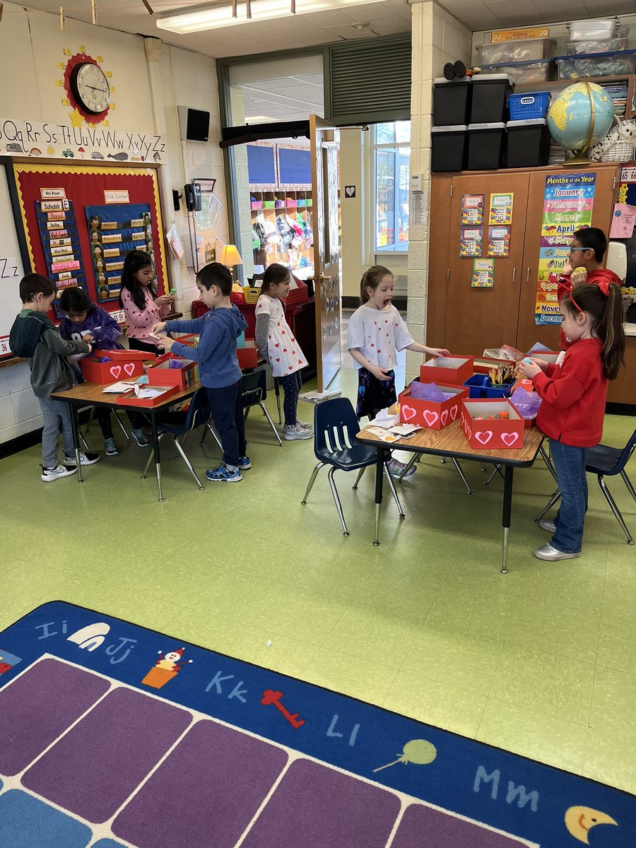qrbryant's tweet photo. Enjoying opening the cards in our Valentine’s box! #qrspride https://t.co/9gtBltmaxo
