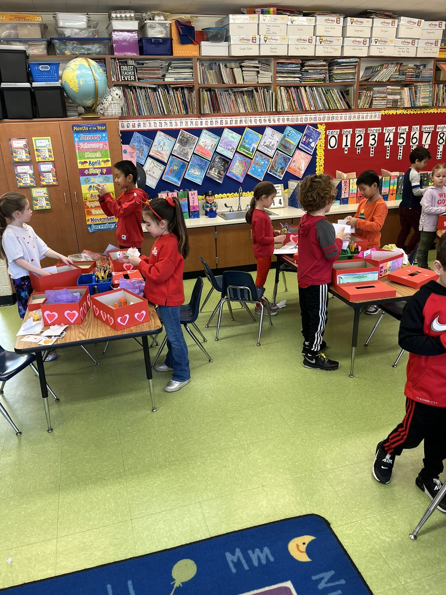 qrbryant's tweet photo. Enjoying opening the cards in our Valentine’s box! #qrspride https://t.co/9gtBltmaxo