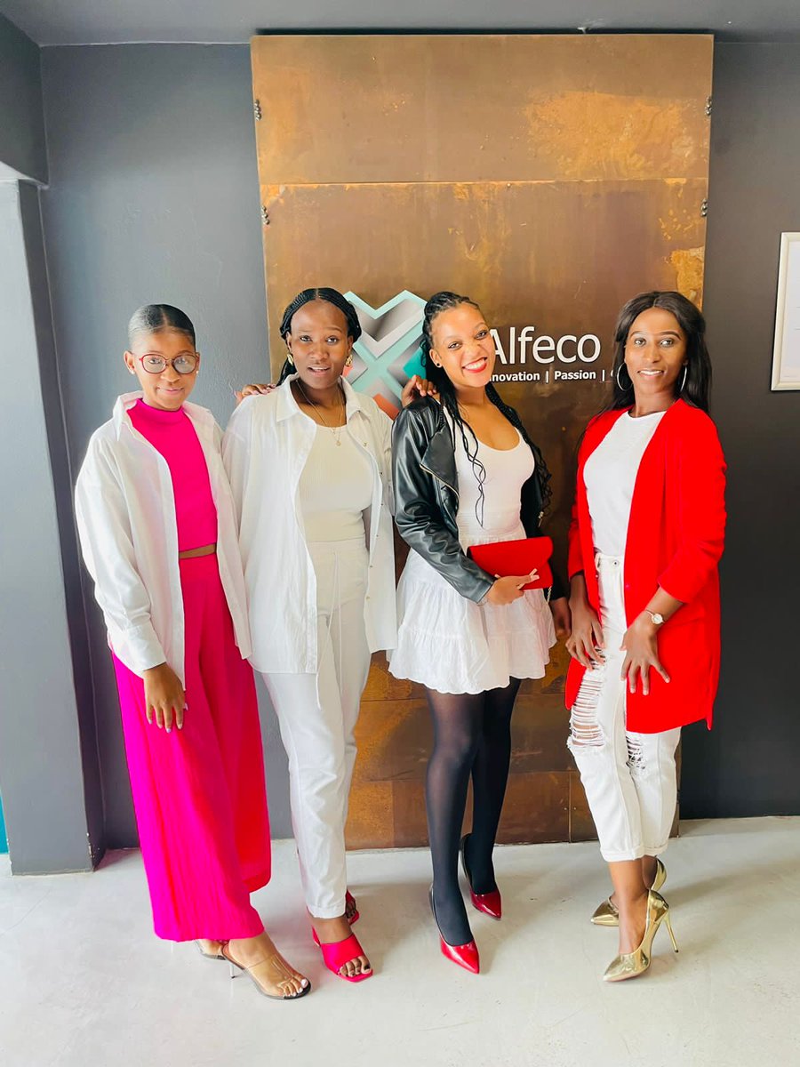 VeerSteelMills's tweet photo. Staff at @alfecosa celebrated Valentine's Day by coming to work dressed in red, white, and pink. #SpreadLove❤️

#LoveofSteel #AlfecoGroup #alfecoholdings #Alfeco #VeerSteelMills #steel https://t.co/X9GkwpbsgB