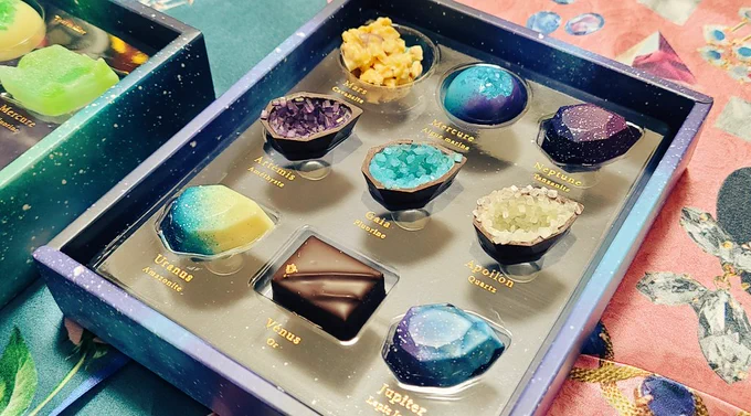 フォーシェオリンポスのチョコレート。キラキラしてもったいなくて食べれない 