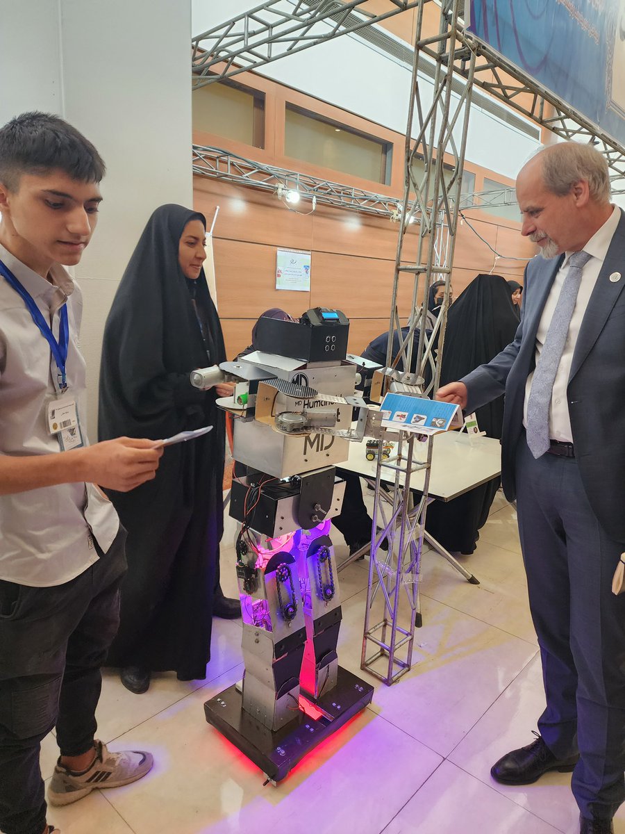 UN_Iran's tweet photo. Iran National Disaster Management Event 2023 showcased young #innovators that are determined to improve #emergency_response and #disaster_rescue 👏🏻. #youngtalent #Tech4tomorrow https://t.co/Ey6Z27ppJ9