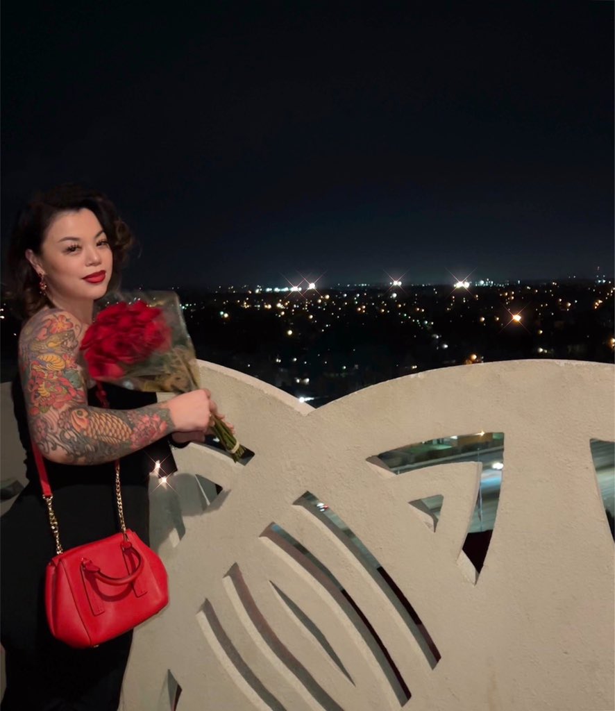 LizKhalifa329's tweet photo. 💋🌹 https://t.co/Bs5Y7oIoda
