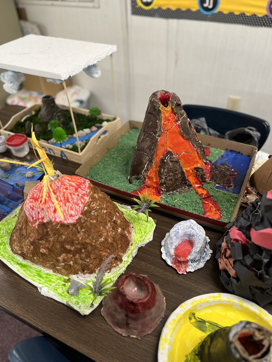EboneSmith11's tweet photo. Earth System’s, Structures, and Processes.  My students worked really hard on building a Volcano Model.  Friday we will make our volcanoes erupt. I love science.  #everyjourneyhasagreatstory. https://t.co/nOwBrHEMfM