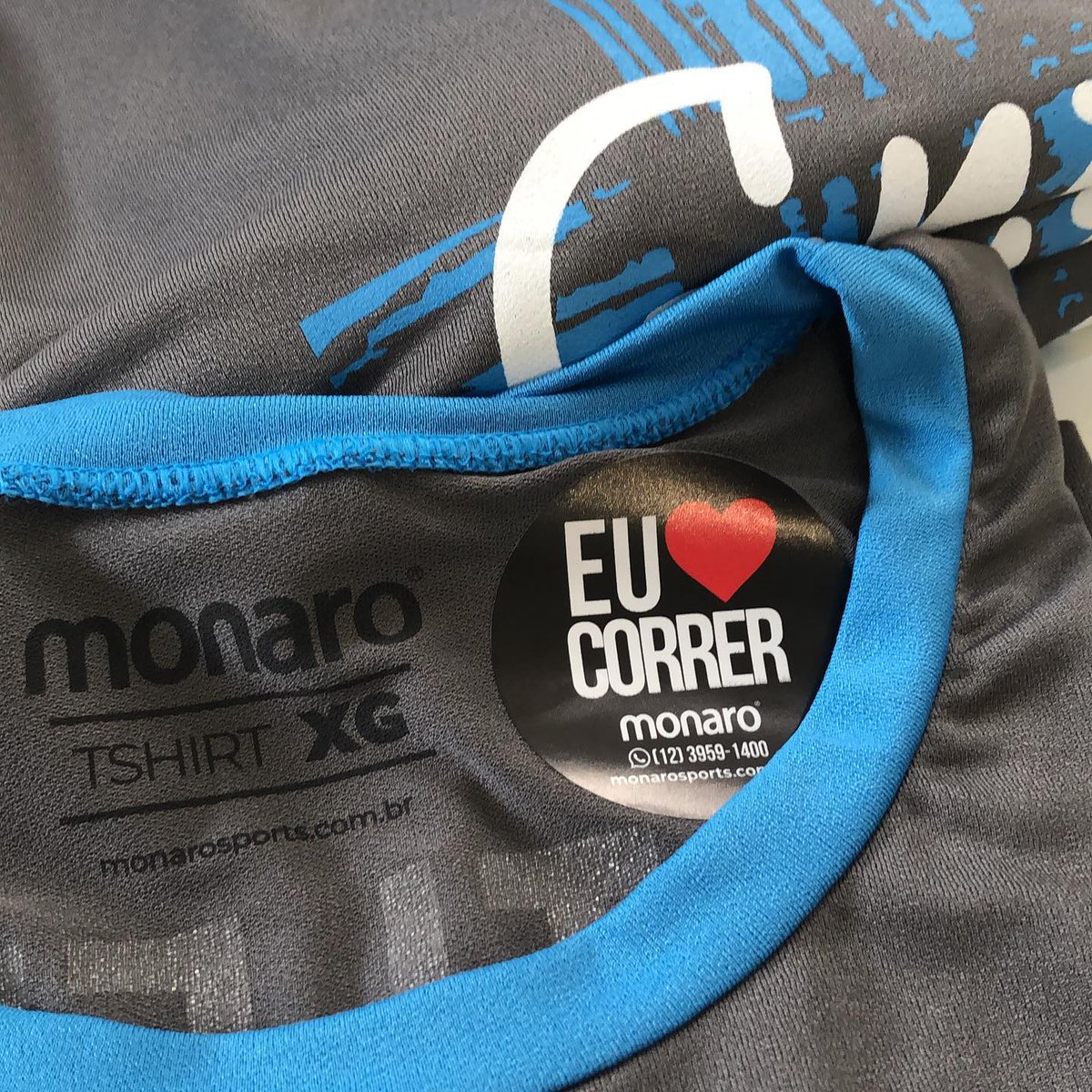 MonaroSports's tweet photo. A paixão pela corrida é o que nos move!#nacorridacomvc ❤️🏃🏻‍♀️🏃🏻
#monarosports
#camisetasesportivas #running https://t.co/lPCcM9A6AF