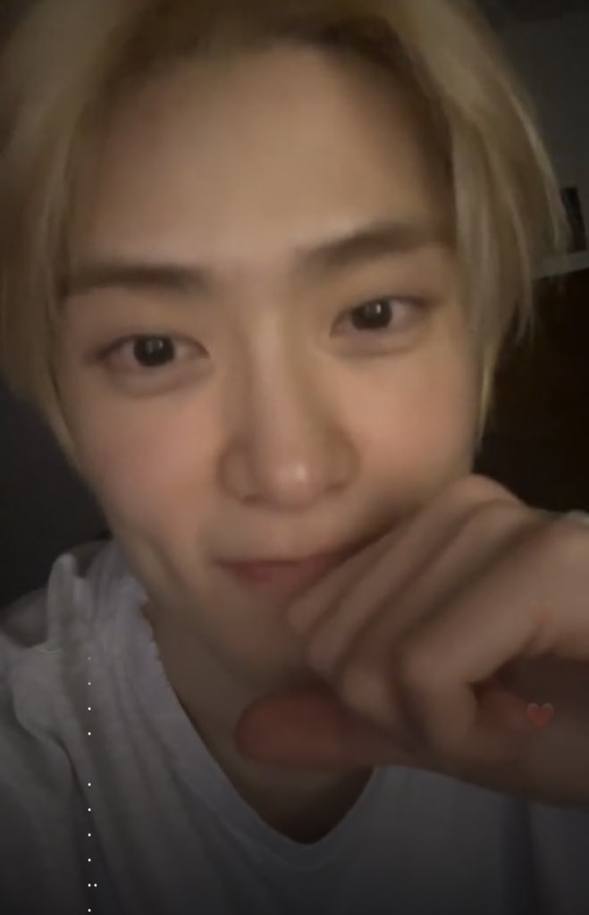 cuz1tsyou's tweet photo. 흐앙 https://t.co/txHkncfC5S