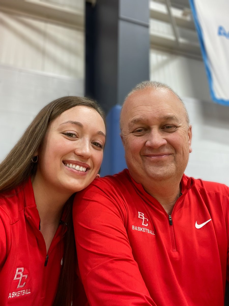 Logan Wallace tweet media