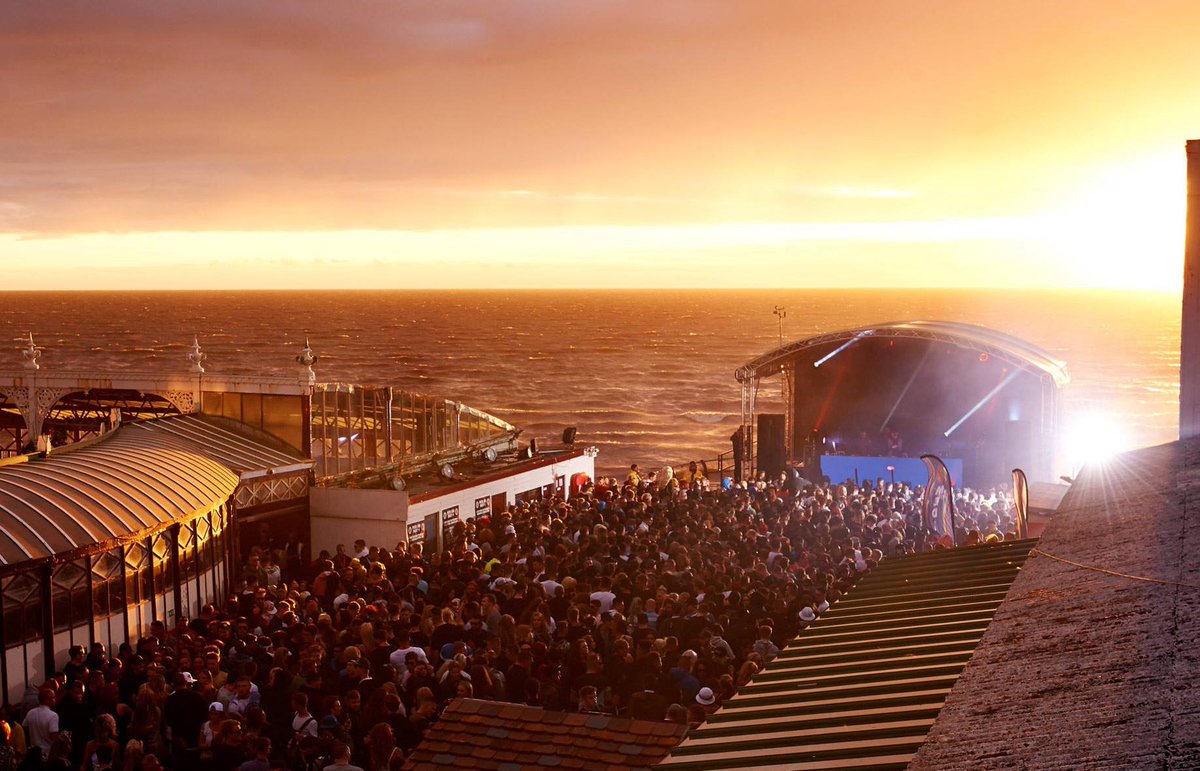 Those romantic sunsets over the Pier 🌅

Happy Valentines day to all our PierJammers ❤️

TICKETS: pierjam.com
