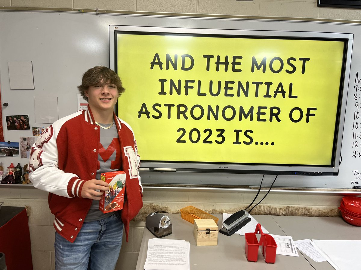 BethBowersMHS's tweet photo. The winner of the Most Influential Astronomer (as voted on by the earth and space science classes @MunfordHigh) is…Albert Einstein as presented by Jon Jon Ponder enjoy those Tagalongs #forewardever https://t.co/lX1gqtqvwR