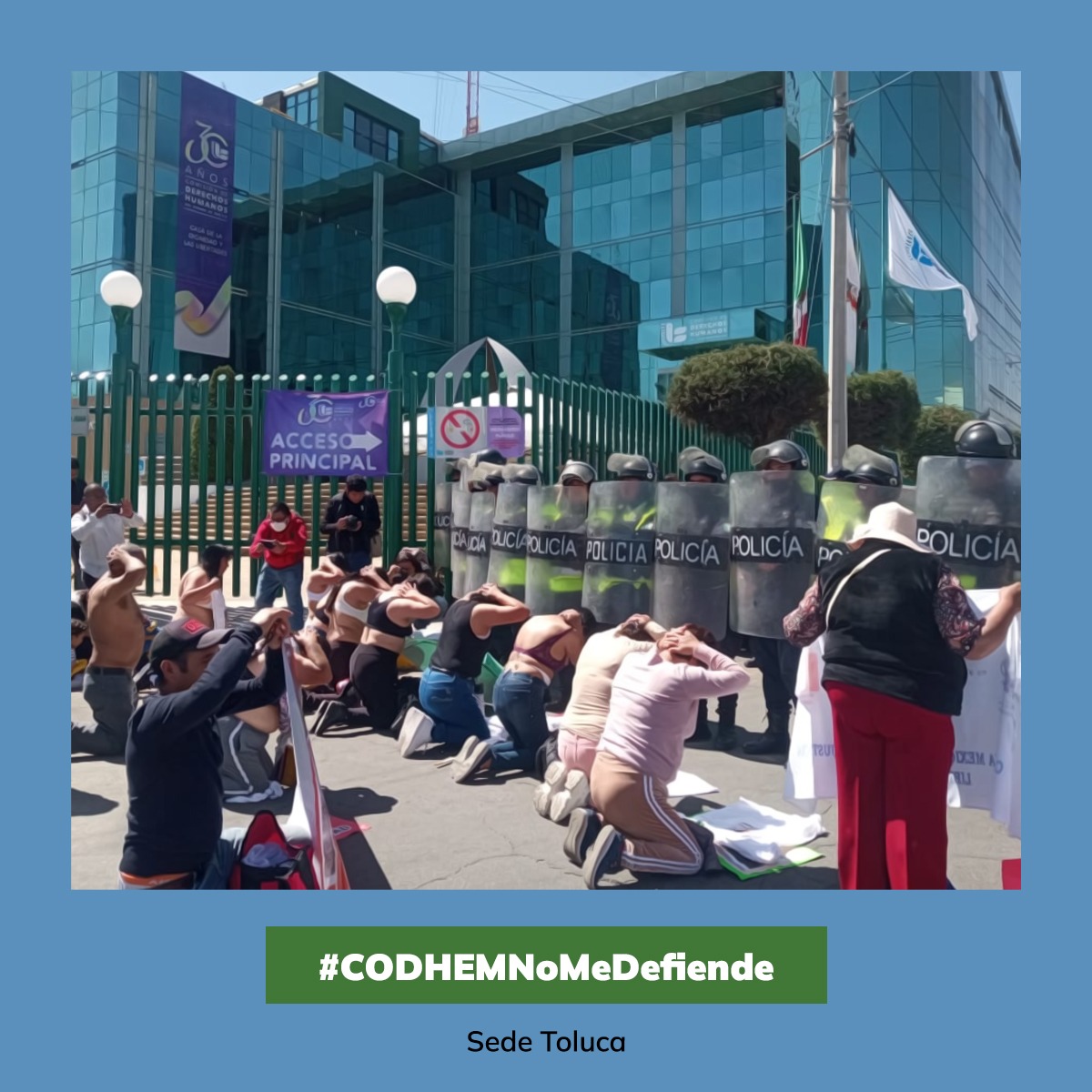 cdhzloficial's tweet photo. En acción coordinada, comisiones de pueblos y organizaciones que conforman la #CaravanaMexiquense realizaron cierres simbólicos en TODAS las sedes de la @CODHEM

La intención es hacer visibles todas las violaciones de #DDHH y exigir su solución. 🧵1/4 https://t.co/GG9WECJCcc