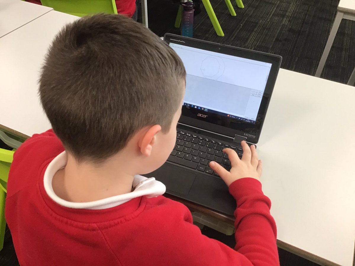westheathprim's tweet photo. Using repeated loops to draw shapes in #WHPSClass9. Making links to our shape work in Maths and using our knowledge of angles to calculate turns, or RT in Logo. #WHPSComputing https://t.co/R0se4fkmvT