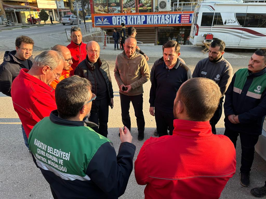 MustafaKavus's tweet photo. 📍Hatay Reyhanlı

Afet bölgesinde oluşabilecek hijyen sorunlarına engel olmak amacıyla Karatay Belediyemiz tarafından temizlik çalışmaları gerçekleştiriliyor.

Tüm Konya, depremzede kardeşlerimiz için tek yüreğiz. https://t.co/c0YUAlTHIm
