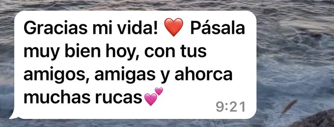 Las fans 🌚🥰❤️😂 https://t.co/GQBo5B2jog