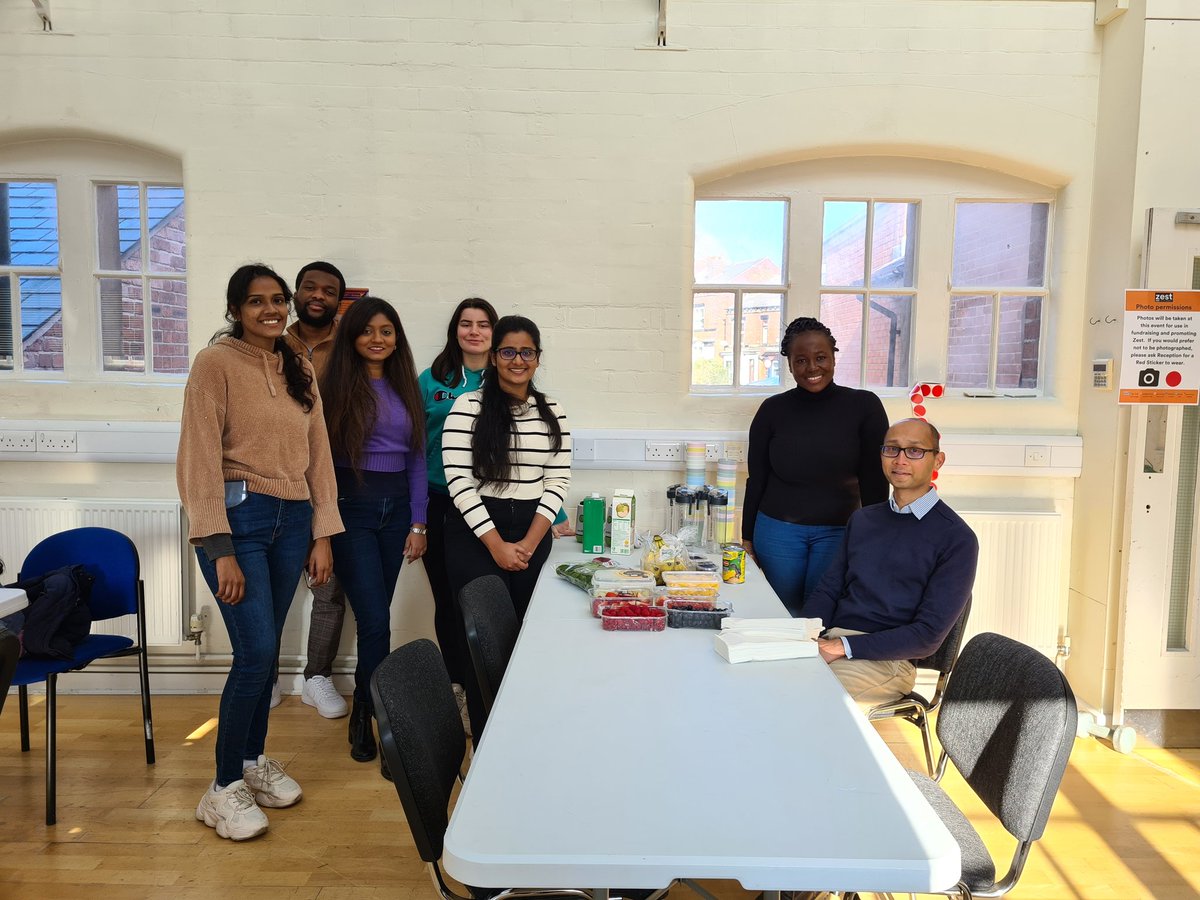 Sundus_Mahdi's tweet photo. Team @ScHARRSheffield @ScHARRpubhealth at @ZestCentre delivering a healthy eating workshop. The kids and parents had a great time at our sugar measuring, smoothie making and food tasting activity centres! 😊 #publicengagement #scharr #foodscannerapp https://t.co/46EEKGwEbW