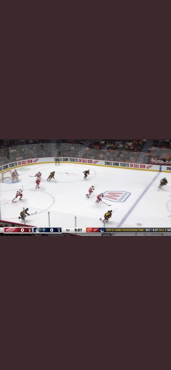 WingSaucePod's tweet image. This turned in to a breakaway for Larkin. Yes, he’s still very fast #LGRW