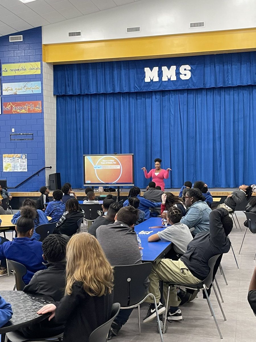 principal_dee's tweet photo. Guess who stopped by to hang out with us!!!! Thank you Taylor’s Stephenson of 13WMAZ for schooling Miller 6th graders  on how weather works!!!
#Built4Bibb #GreatnessHappens Here https://t.co/YeVvSxxnge