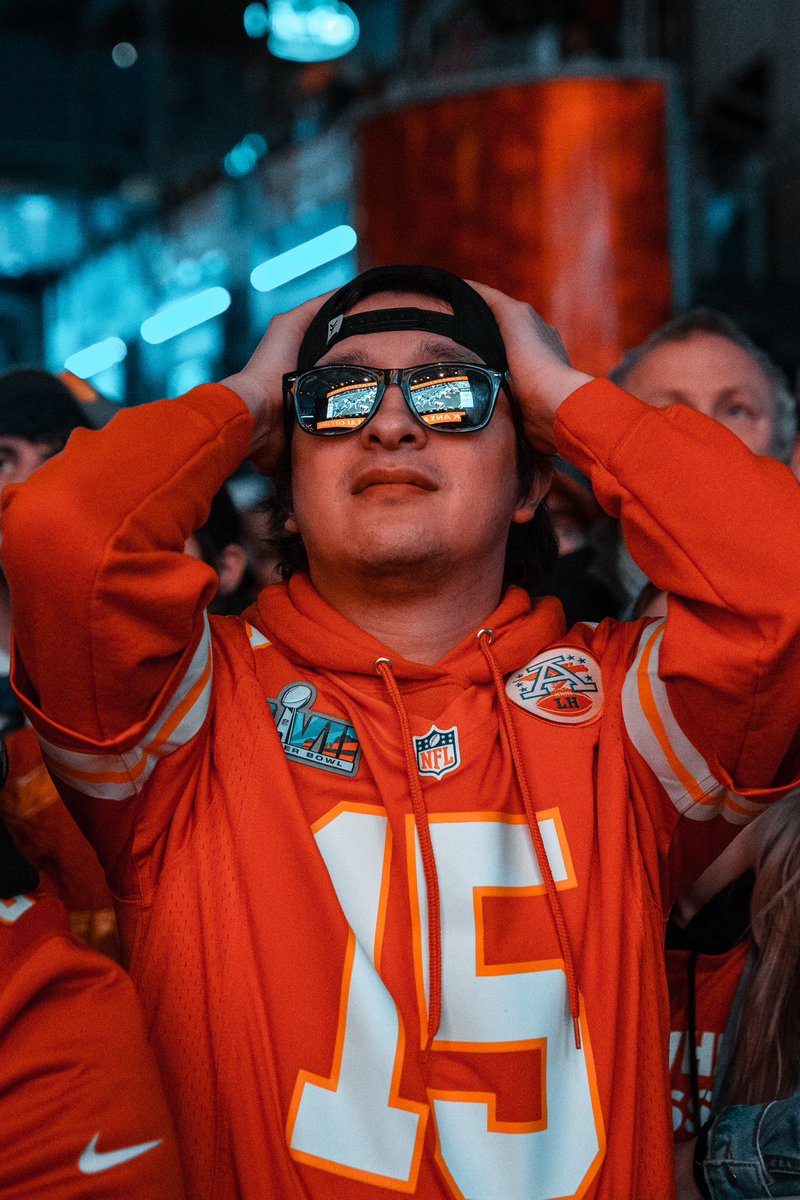 _paigewinters_'s tweet photo. Lots of emotions in Power and Light on Sunday #Chiefs #ChiefsKingdom #SuperBowl https://t.co/FyZafdatxe
