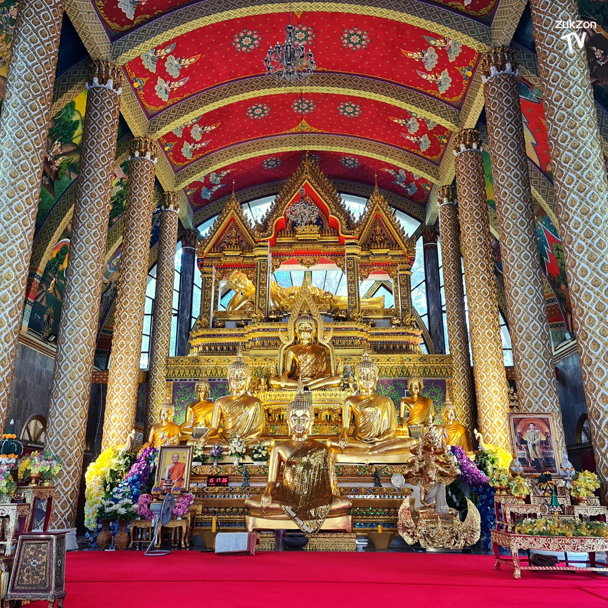 zukzontv's tweet photo. ไหว้พระขอพร เฮง เฮง วัดพระธาตุหนองบัว อุบลราชธานี พระธาตุประจำปีมะเส็ง เป็นวัดที่งดงามมากที่สุดแห่งหนึ่งในจังหวัด โดยเฉพาะพระธาตุเจดีย์ศรีมหาโพธิ์ ที่มีความโดดเด่นแปลกตามาก อีกหนึ่งไฮไลท์ที่ต้องห้ามพลาด ก็คือรูปปั้นพญานาคราชองค์ใหญ่ 2 องค์  มาไหว้ขอพรกันนะครับ
#วัดพระธาตุหนองบัว https://t.co/KYuECzYLXf