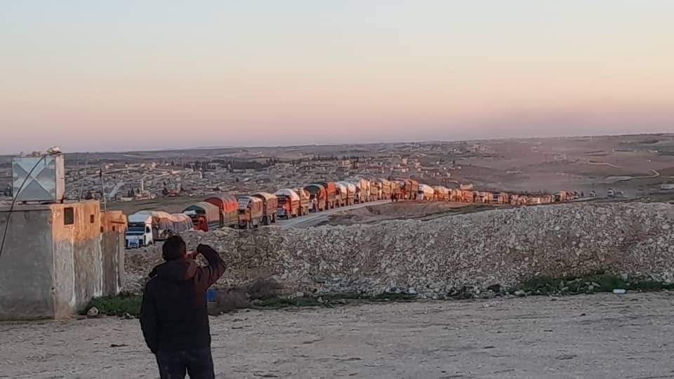 DOZ_Int's tweet photo. People in Northern Syria showed great solidarity with each other in the abscene of international support during first week of the earthquake. 

Read First Week Update here: https://t.co/bE4XTbTAzW 

Help Us Help People. 
#earthquake #syria #turkey https://t.co/mPNzekglLW