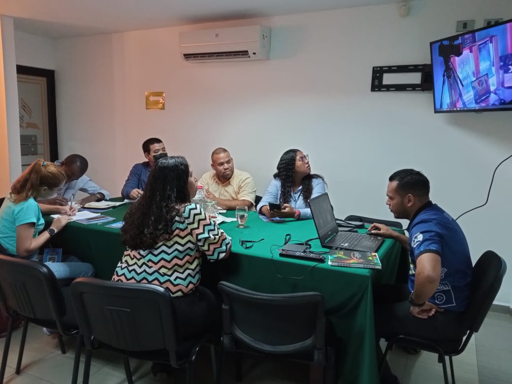 AVCSur's tweet photo. Reunión de los directores de Comunicación de las cinco zonas de la Asociación Venezolana Centro Sur
#AVCSur #Dircom2023 #DicipulosCreativos https://t.co/Q3G8Ooq8vl
