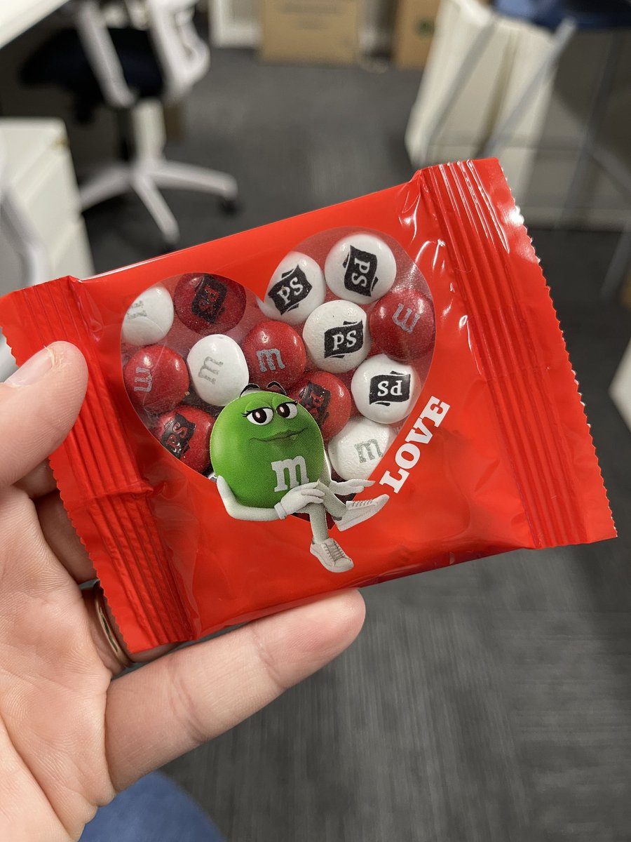 PSseasoning's tweet photo. Happy Valentines Day from your PS Family! 💌 #ValentinesDay #chocolate #candy #psfamily https://t.co/A4if8fJvRH