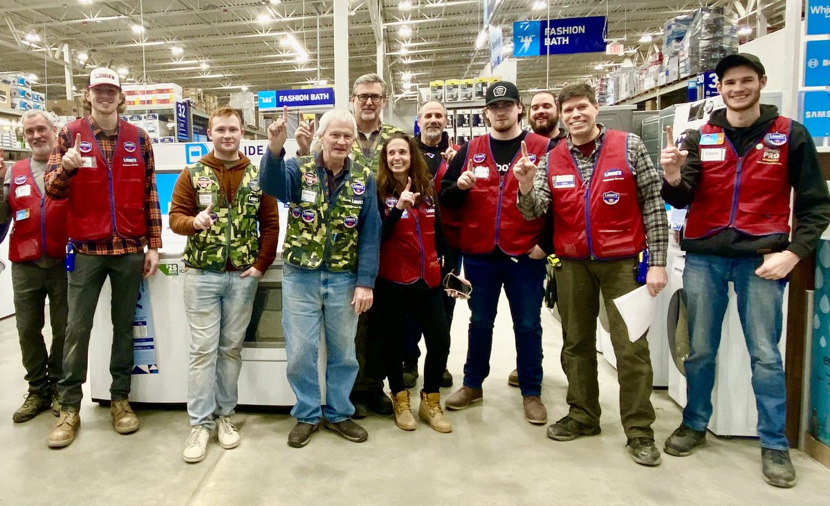 Specialty Spotlight/Pro Rally meeting  today <a href="/2322/">Brianna Woods</a> . Thank you team for all you do !! #SpecialtySpotlight <a href="/SpecialtyLowes/">Specialty & Services Selling at Lowe’s</a> <a href="/Anthony_Battle1/">Anthony Battle</a> <a href="/BDabrieo/">Brian Dabrieo</a> <a href="/AndyBlier2322/">Andy B</a> <a href="/TheProRally/">Pro Rally</a> #ProRally