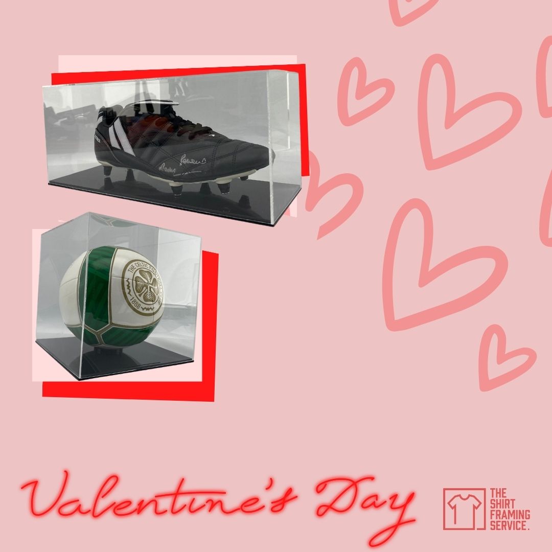 TSFSUK's tweet image. Happy Valentines Day! If you have received any sports memorabilia as a gift from your loved one, why not get it framed? or put it in a stunning perspex box?

Check out our website shirtframingservice.co.uk

#shirtframing #valentinesday #displaybox #football #sportsgifts